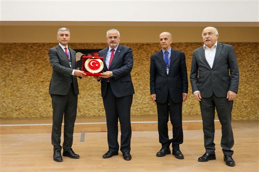 88 BİLİM İNSANI, 14 OTURUM, 68 TEBLİĞ II. BAFRA SEMPOZYUMU SONA ERDİ