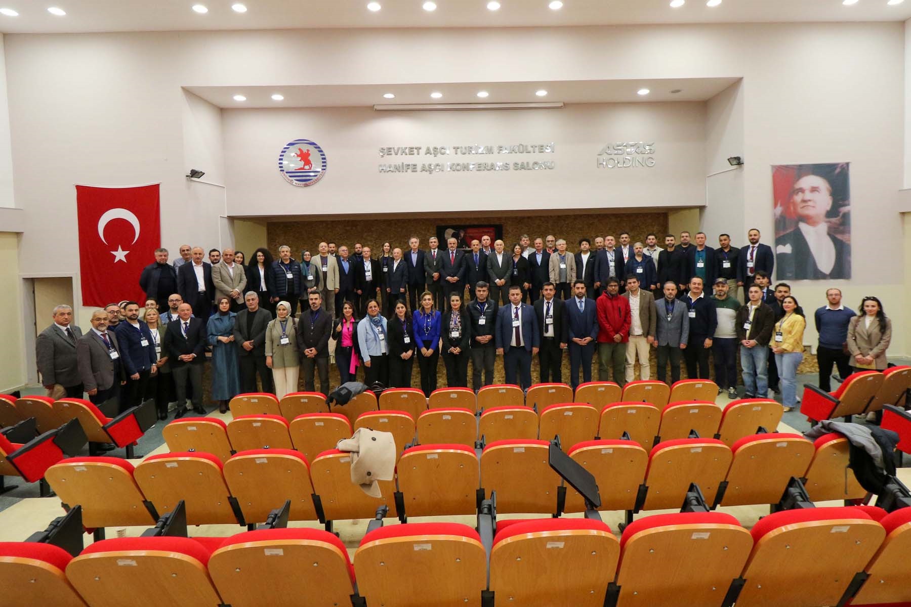 88 BİLİM İNSANI, 14 OTURUM, 68 TEBLİĞ II. BAFRA SEMPOZYUMU SONA ERDİ