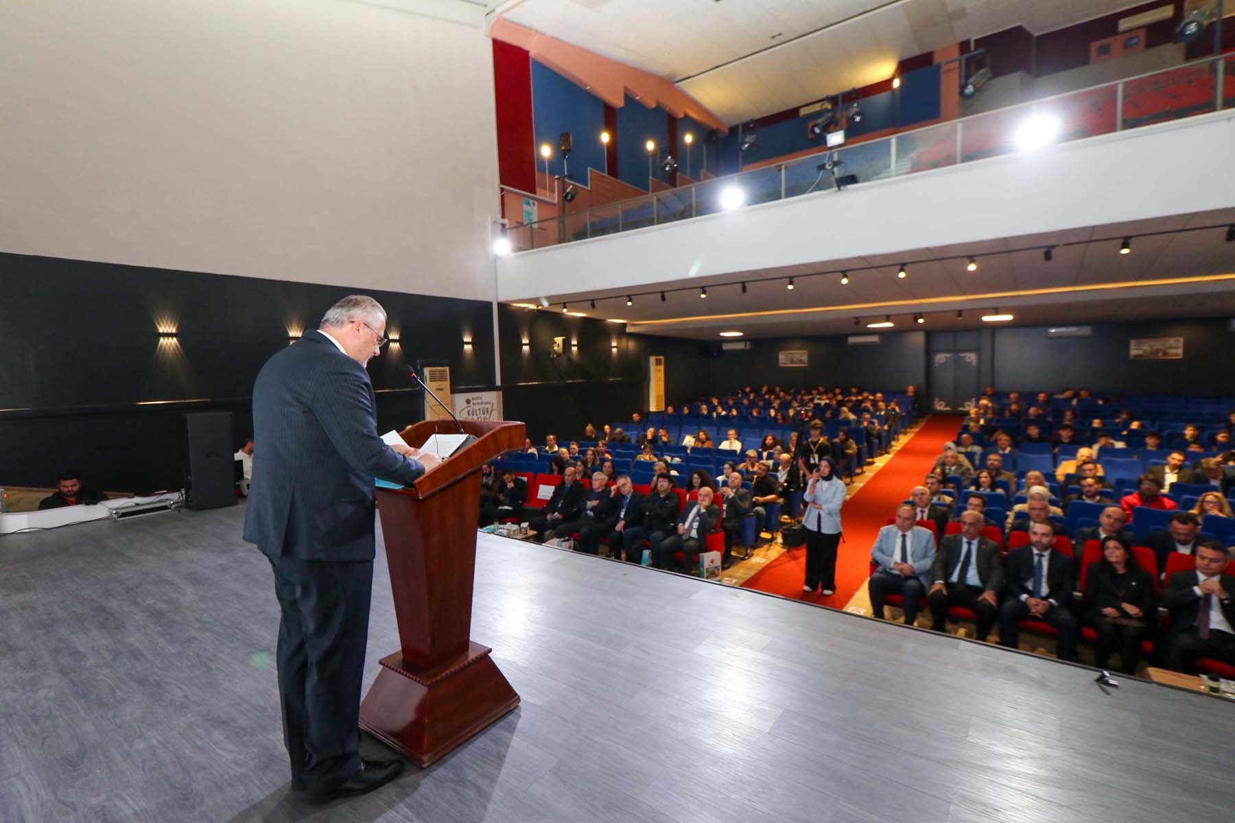 TARİHİ, KÜLTÜREL VE SOSYAL YÖNLERİYLE II. BAFRA SEMPOZYUMU BAŞLADI